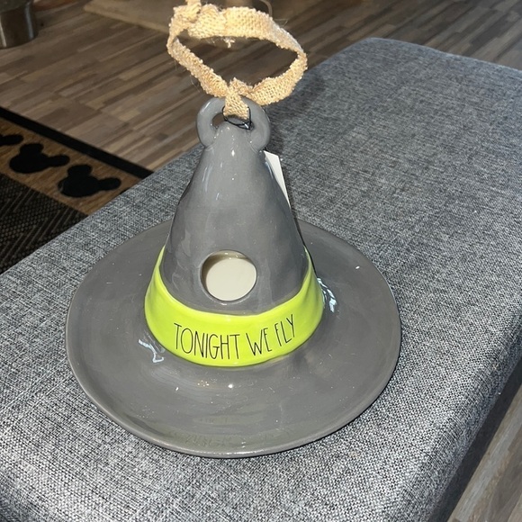 Rae Dunn Halloween witch hat birdhouse, tonight we fly - Picture 1 of 4